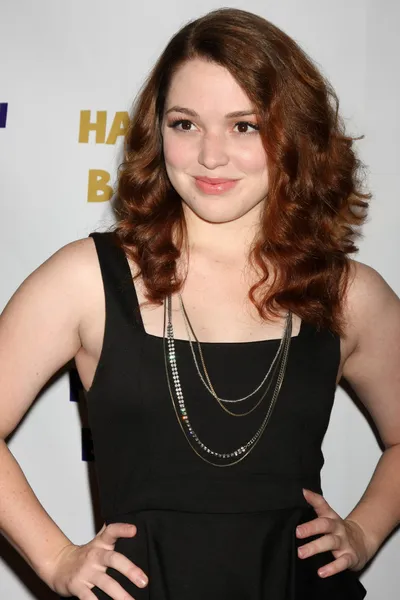 Jennifer Stone — Stockfoto