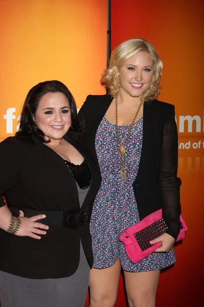 Nikki Blonsky y Hayley Hasselhoff —  Fotos de Stock