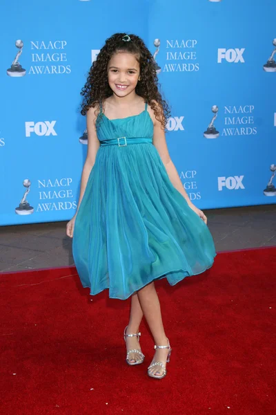 Madison Pettis — Stock Photo, Image