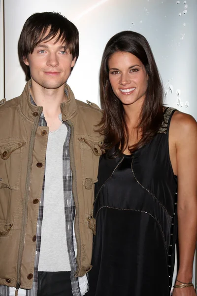 Greg Smith and Missy Peregrym — Stock Photo, Image