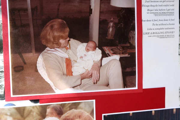 Memoriabilia Commemorating Dolores' Life — Stock Photo, Image