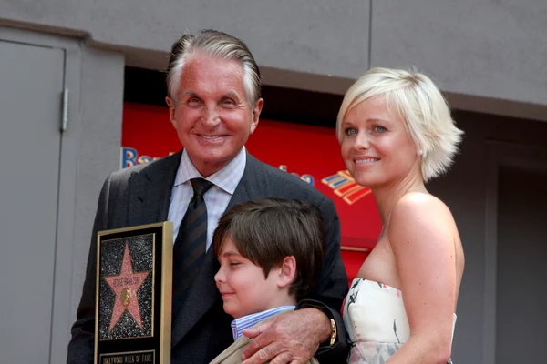 George hamilton & son gt, mit freundin barbara strum — Stockfoto