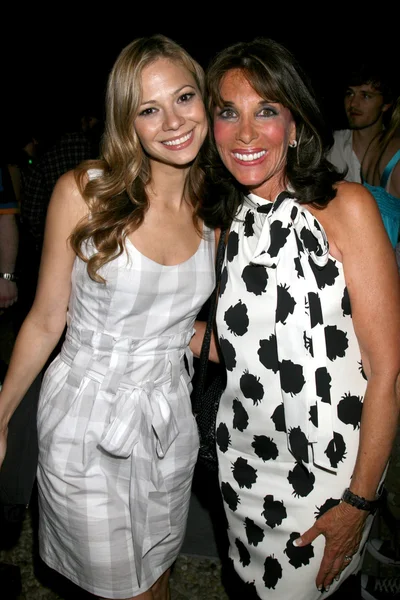 Tamara Braun e Kate Linder — Foto Stock