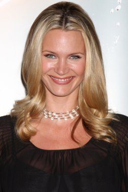 Natasha henstridge