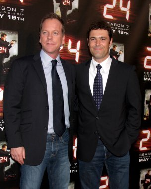 Kiefer Sutherland, Carlos Bernard