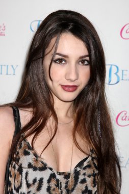 Hannah Marks