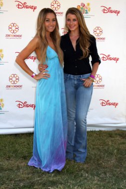 Lauren Conrad ve Lo Bosworth