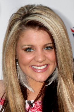 Lauren Alaina