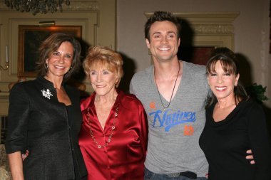 Walton, jeanne cooper, daniel jess goddard ve kate linder