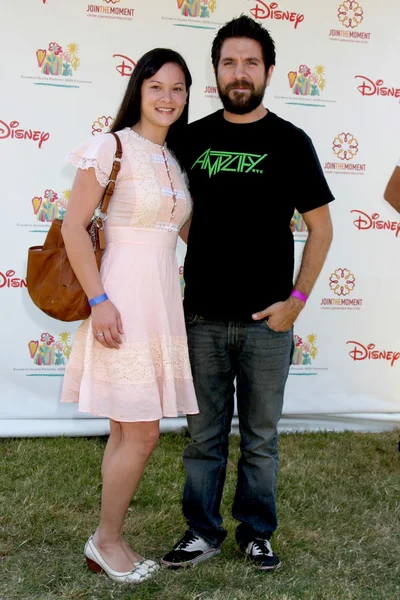 Joshua Gomez & Amy Phan — Stock Photo, Image