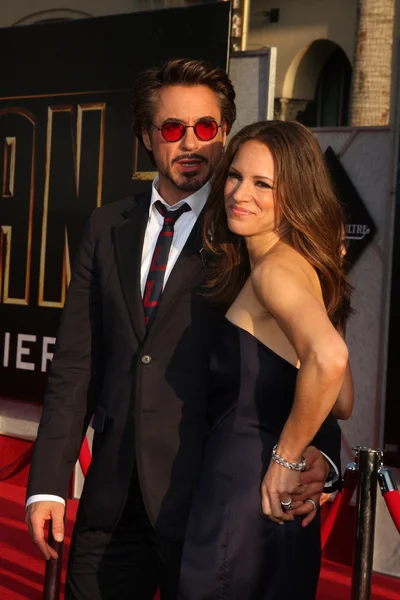 Robert Downey Jr & vrouw Susan Downey — Stockfoto