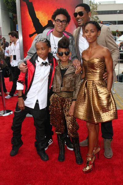 Jaden smith, trey smith, willow smith, bude smith, jada pinkett smith — Stock fotografie