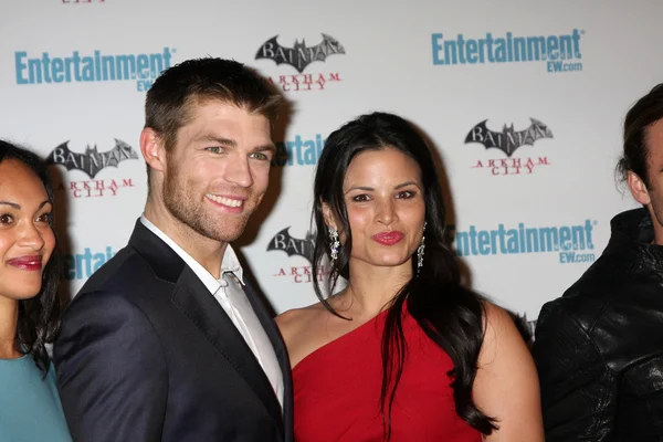 Liam McIntyre, Katrina Law — Stock Photo, Image