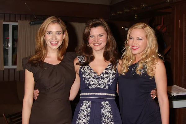 Ashley jones, heather tom & adrienne frantz — Stok fotoğraf