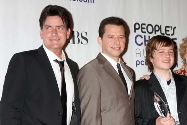 Charlie Sheen, Jon Cryer és Angus T. Jones — Stock Fotó