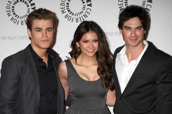 Nina Dobrev, Paul Wesley, Ian Somerhalder — Fotografia de Stock