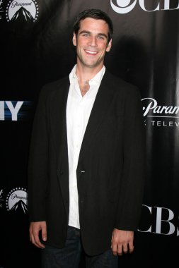Eddie Cahill