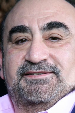 Ken davitian