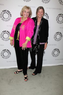 Tina Cole, Ronne Troup