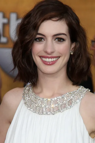 Anne Hathaway