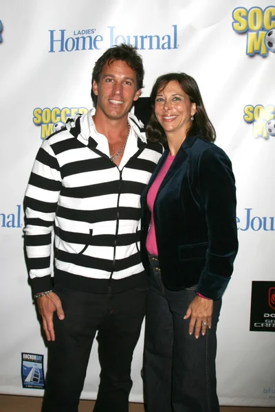 Dan Cortese & Julie Pinkwater — Stockfoto