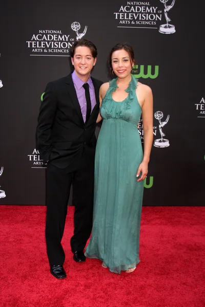 Bradford Anderson and Fiance — Stock Photo, Image