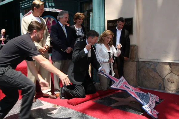 Marlee Matlin & Ceremony Speakers, and Chamber officials — Stock Photo, Image