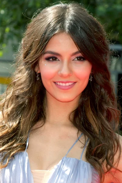 Victoria Justice — Stockfoto