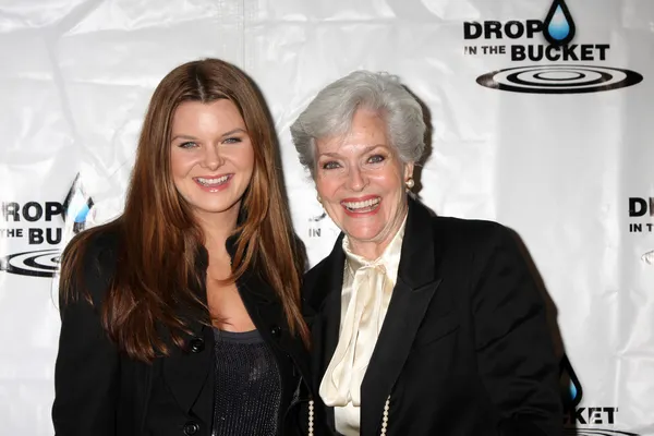 Heather Tom, Lee Meriwether — Stockfoto