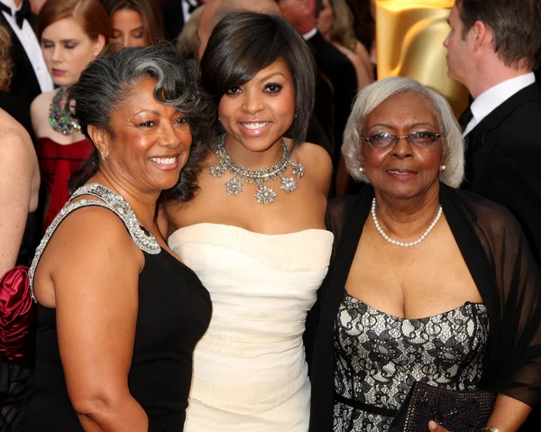 Taraji p. henson, mamma & mormor — Stockfoto