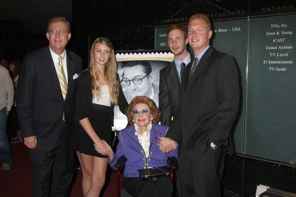 Bill Allen, Jayne Meadows, famiglia — Foto Stock