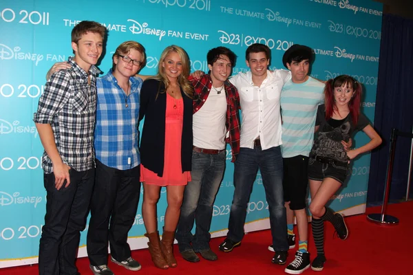 "So Random" Cast Members including Tiffany Thornton, Doug Bruchu, Sterling — Stock Photo, Image