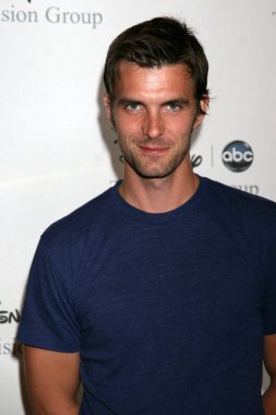 Lucas Bryant