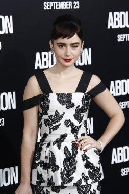 Lily Collins
