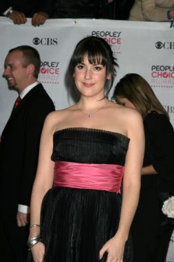 Melanie Lynskey