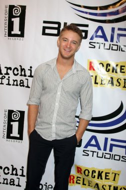 Michael Welch