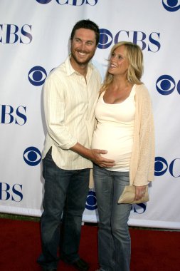 Oliver Hudson ve Erinn Bartlett