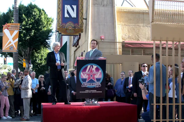 James Cameron y Arnold Schwarzenegger — Foto de Stock