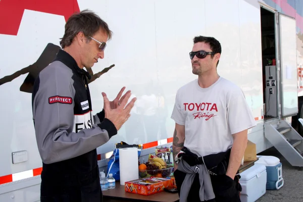 Tony Hawk y Brian Austin Green — Foto de Stock