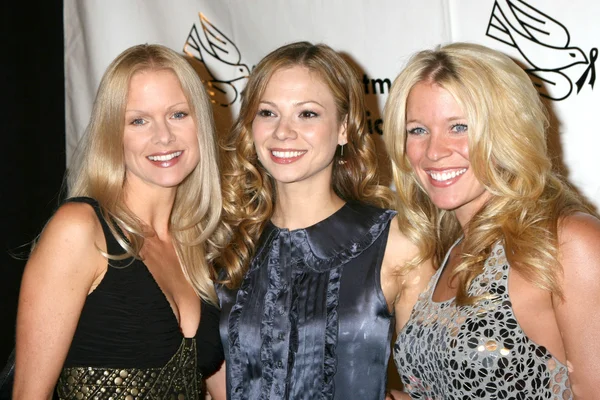 Cynthia Preston, Tamara Braun y Alicia Leigh Willis — Foto de Stock
