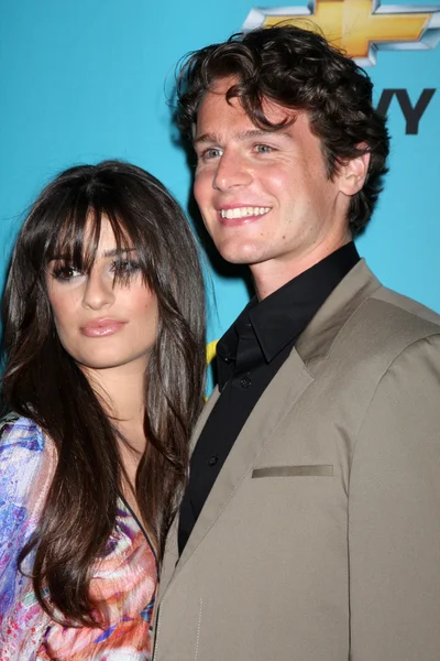 Lea Michele & Jonathan Groff — Stockfoto