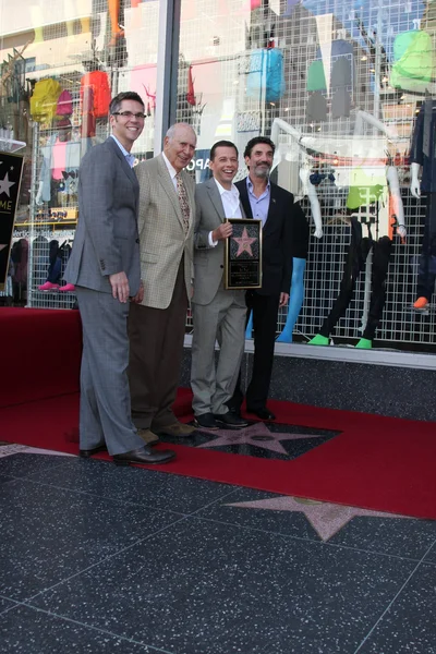 John Henson, Carl Reiner, Jon Cryer, Chuck Lorre — Stock Photo, Image