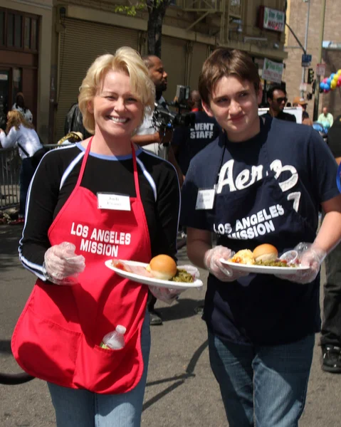 Judi Evans & Son Austin Luciano — Stock Photo, Image