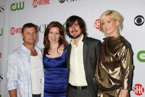 Grant Show, Lennon Parham, Nicolas Wright, & Jenna Elfman — Stock Photo, Image