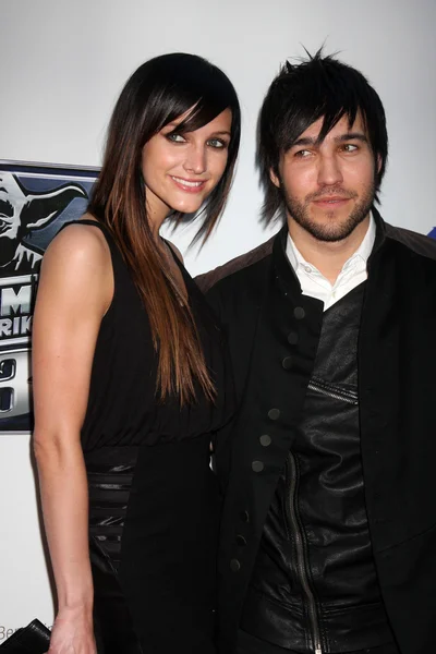 Ashlee Simpson Wentz, Pete Wentz — Photo