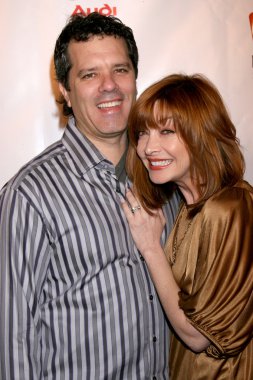 Sharon Lawrence ve kocası