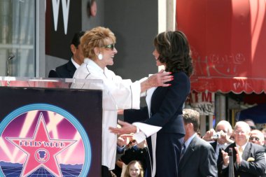 Jeanne Cooper ve Kate Linder