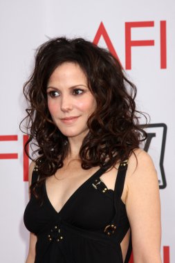 Mary Louise Parker