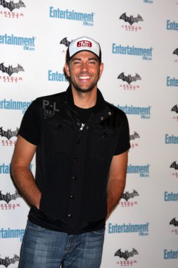 Zachary Levi