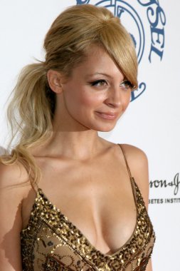 Nicole Richie
